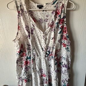 torrid White Floral Sleeveless Button-Front Tank with Tie